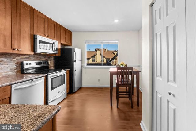 1202 AUGUSTA CIR, Mount Laurel, NJ 08054