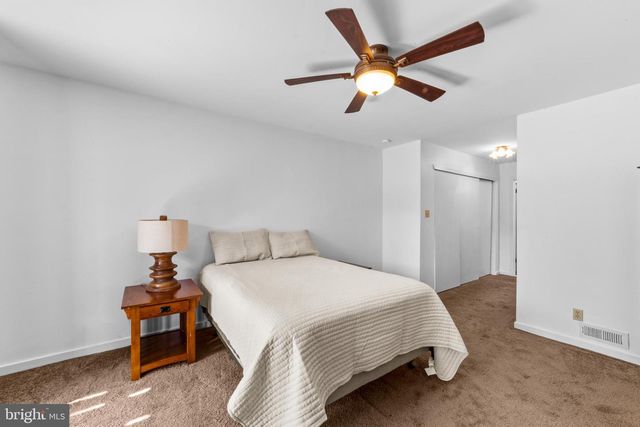 1202 AUGUSTA CIR, Mount Laurel, NJ 08054