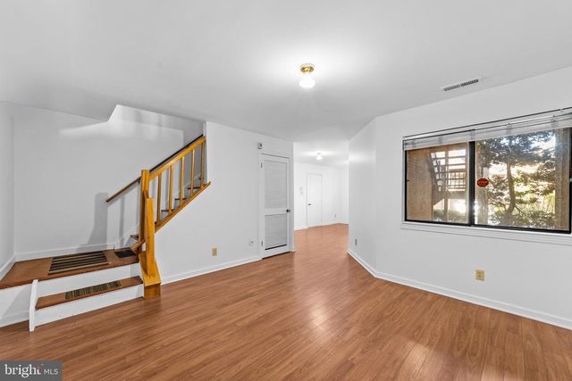 1202 AUGUSTA CIR, Mount Laurel, NJ 08054