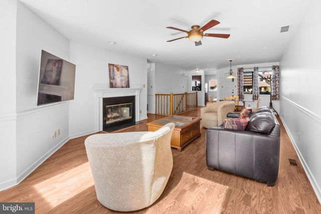 1202 AUGUSTA CIR, Mount Laurel, NJ 08054