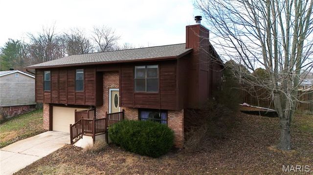 1165 New Towne Road, Arnold, MO 63010