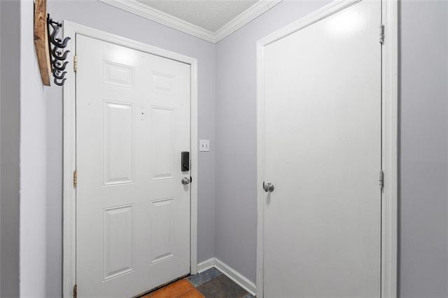 2045 Brian, Decatur, GA 30033