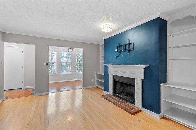 2045 Brian, Decatur, GA 30033