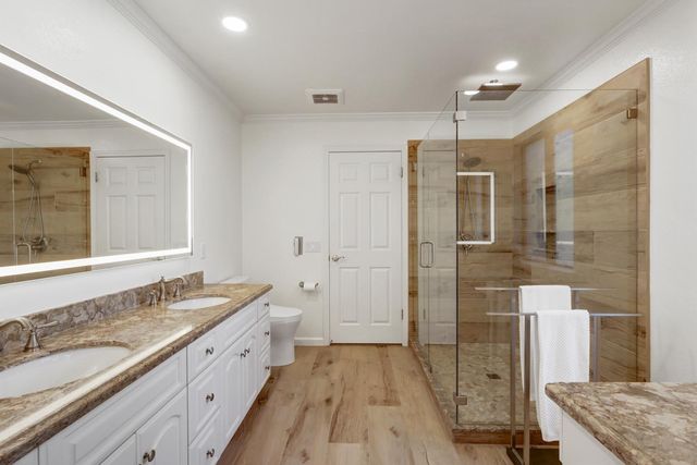 2208 Cold Stream Ct, Gold River, CA 95670
