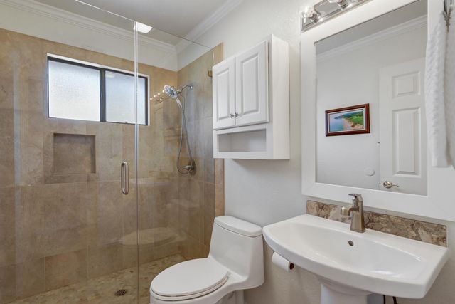 2208 Cold Stream Ct, Gold River, CA 95670