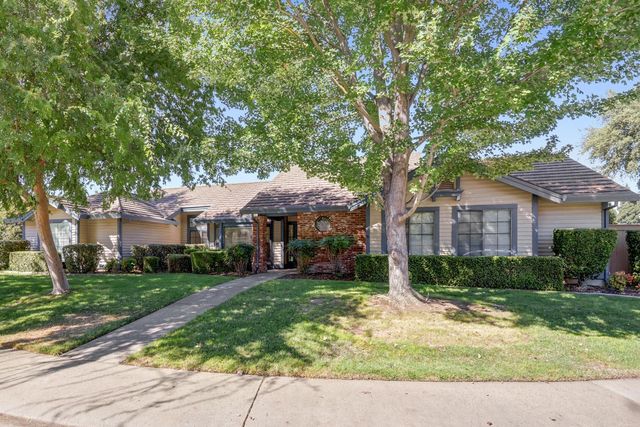2208 Cold Stream Ct, Gold River, CA 95670