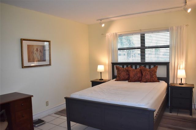 1000 River Reach Drive 203, Fort Lauderdale, FL 33315