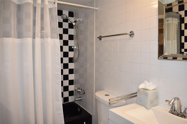 1000 River Reach Drive 203, Fort Lauderdale, FL 33315