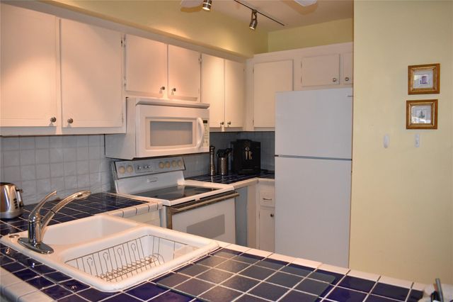 1000 River Reach Drive 203, Fort Lauderdale, FL 33315