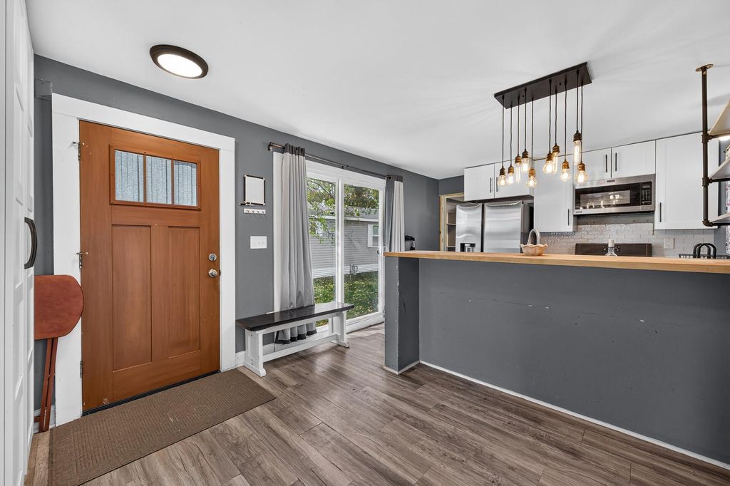 1420 Champion Drive, New Brighton, MN 55112 — photo 5
