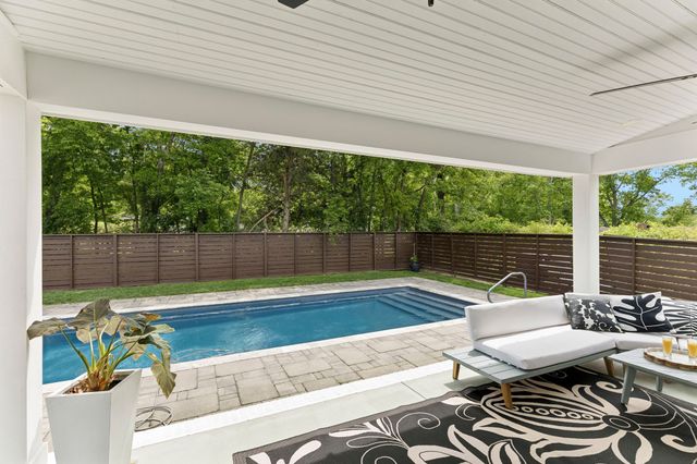 741 Bresslyn Rd, Nashville, TN 37205