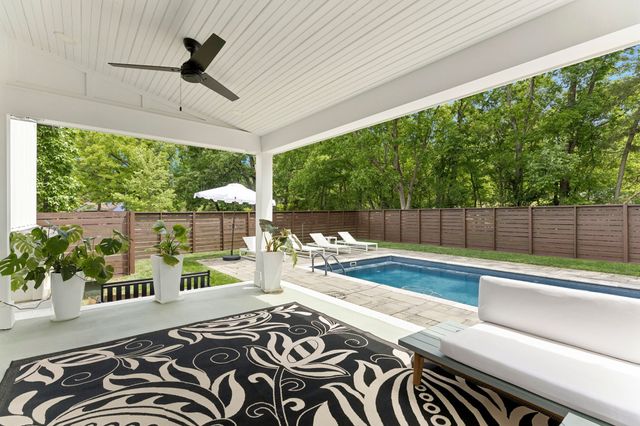 741 Bresslyn Rd, Nashville, TN 37205