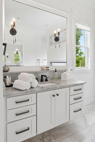 741 Bresslyn Rd, Nashville, TN 37205