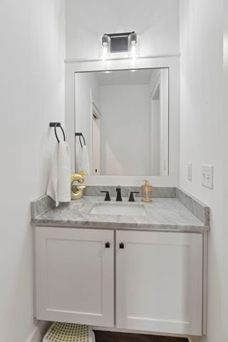 741 Bresslyn Rd, Nashville, TN 37205