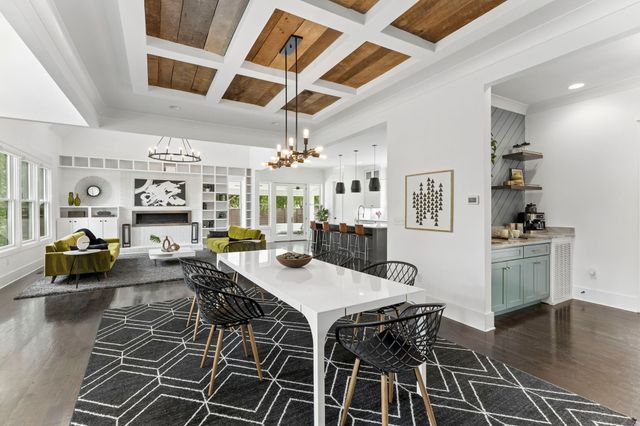 741 Bresslyn Rd, Nashville, TN 37205