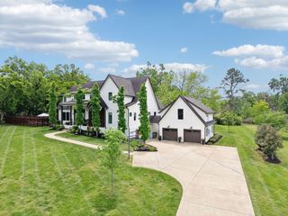 741 Bresslyn Rd, Nashville, TN 37205