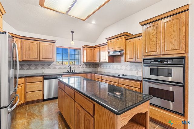 1502 County Road 3152, Kempner, TX 76539