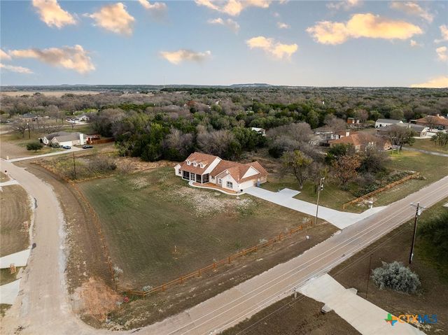 1502 County Road 3152, Kempner, TX 76539