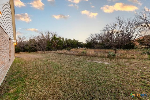1502 County Road 3152, Kempner, TX 76539