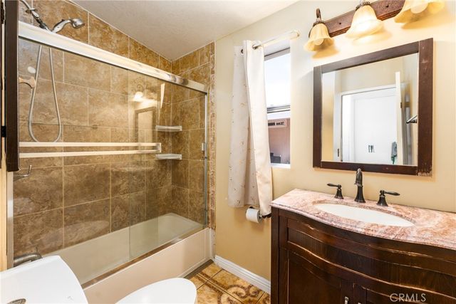 17225 Valley, Fontana, CA 92335