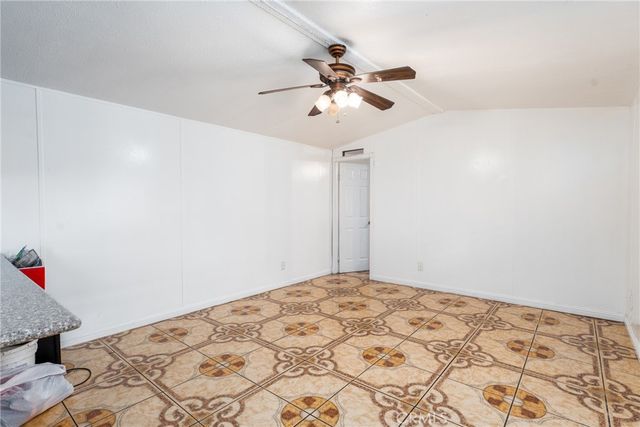 17225 Valley, Fontana, CA 92335