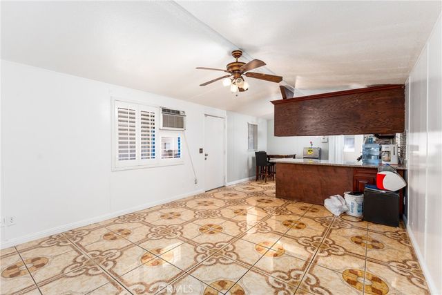 17225 Valley, Fontana, CA 92335