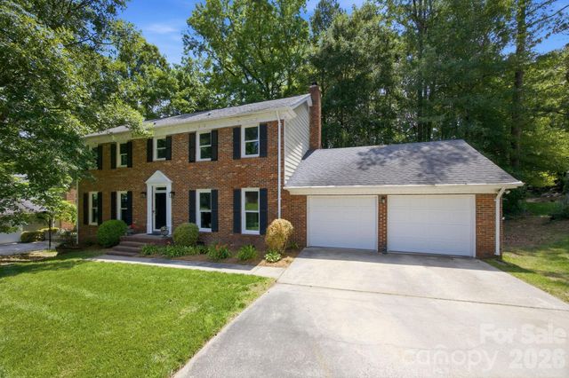 2011 Windlock Drive, Charlotte, NC 28270