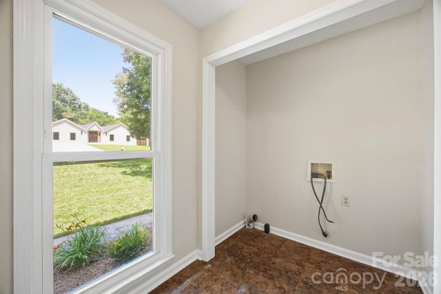 2011 Windlock Drive, Charlotte, NC 28270