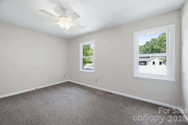 2011 Windlock Drive, Charlotte, NC 28270