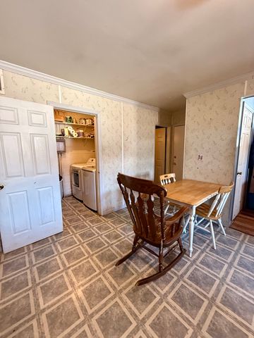 1341 Beverly Lane, Streamwood, IL 60107