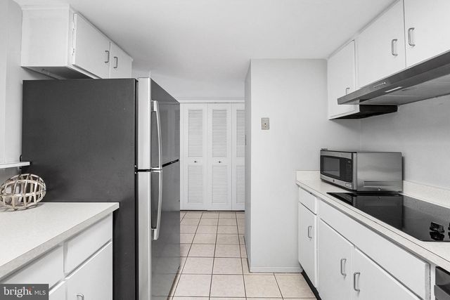 3 RIDGEVIEW PL, Willingboro, NJ 08046