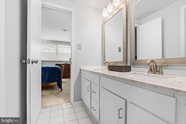 3 RIDGEVIEW PL, Willingboro, NJ 08046