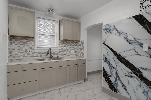 16260 Cheyenne Street, Detroit City, MI 48235