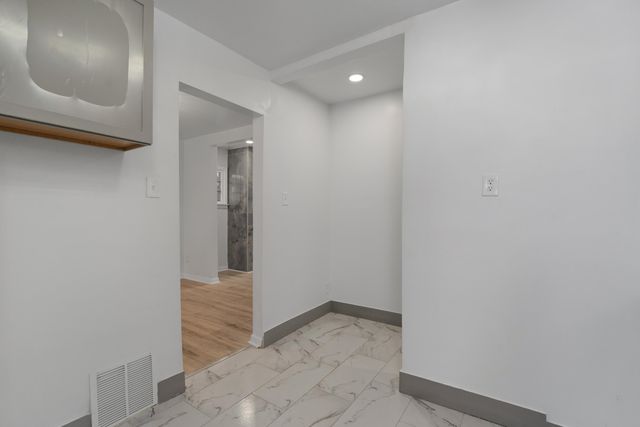 16260 Cheyenne Street, Detroit City, MI 48235