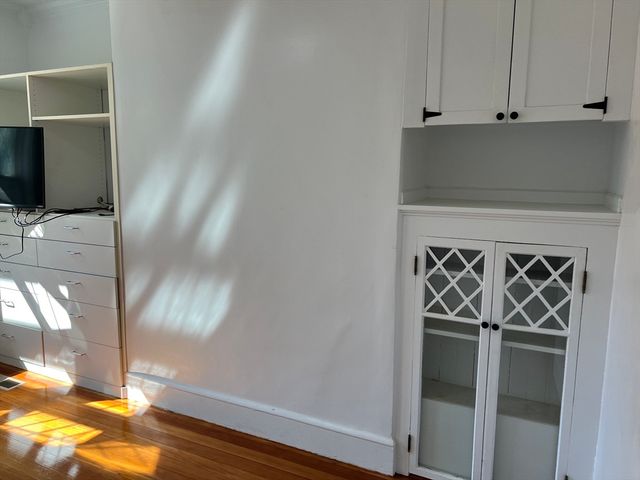 93 Crescent Hill Ave, Arlington, MA 02474