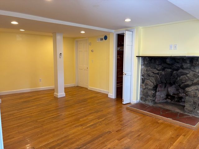 93 Crescent Hill Ave, Arlington, MA 02474