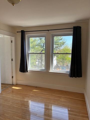 93 Crescent Hill Ave, Arlington, MA 02474