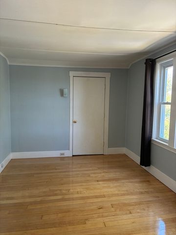 93 Crescent Hill Ave, Arlington, MA 02474