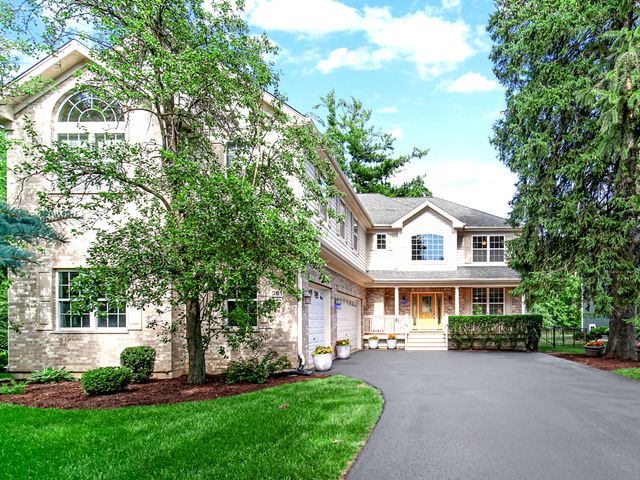 361 S Quentin Road, Palatine, IL 60067
