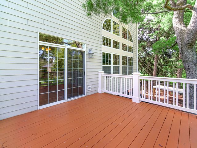 361 S Quentin Road, Palatine, IL 60067