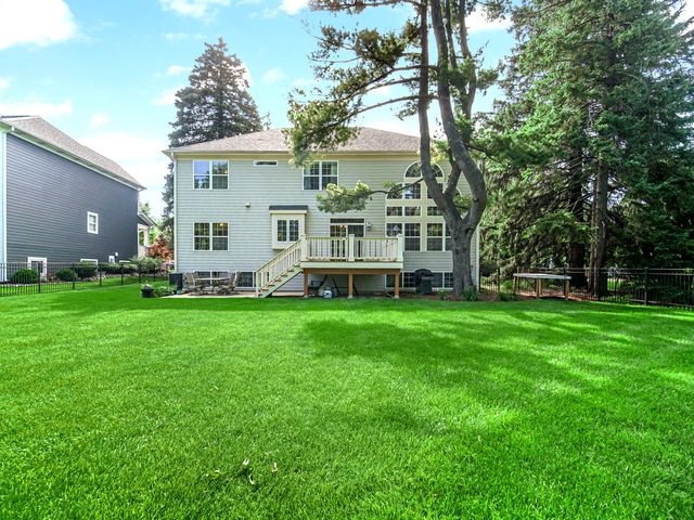 361 S Quentin Road, Palatine, IL 60067