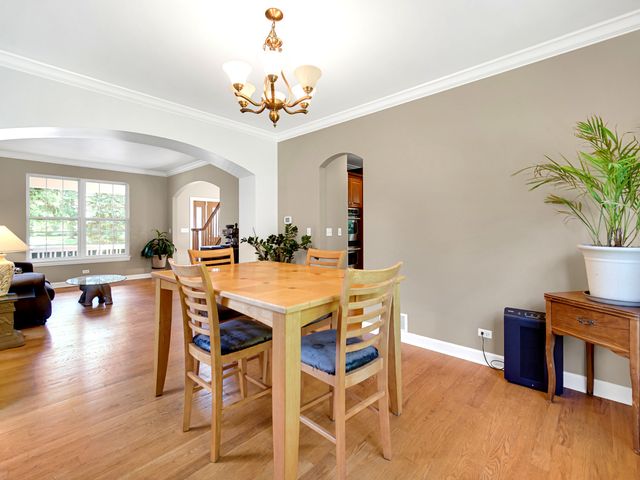 361 S Quentin Road, Palatine, IL 60067