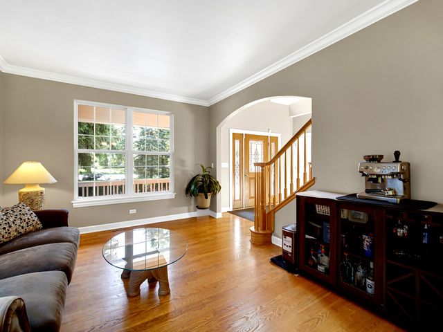361 S Quentin Road, Palatine, IL 60067