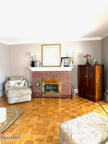 843 Wright Avenue, Schenectady, NY 12309
