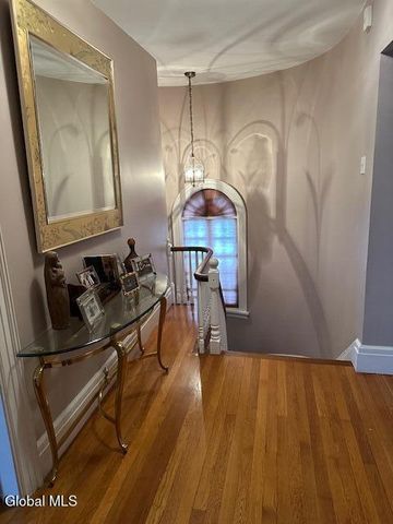 843 Wright Avenue, Schenectady, NY 12309
