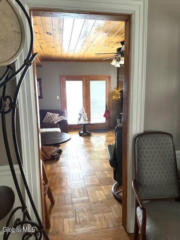 843 Wright Avenue, Schenectady, NY 12309