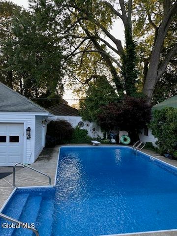 843 Wright Avenue, Schenectady, NY 12309