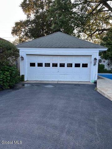 843 Wright Avenue, Schenectady, NY 12309