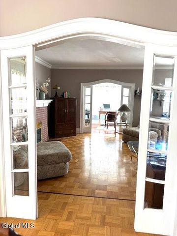 843 Wright Avenue, Schenectady, NY 12309