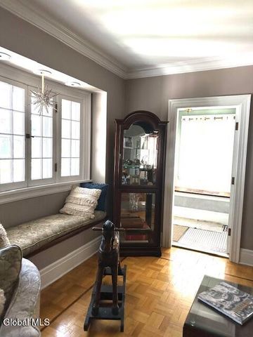 843 Wright Avenue, Schenectady, NY 12309